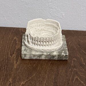 Roma souvenir Colosseum Model / Statue Rome Miniature Italy w/base souvenir Rome